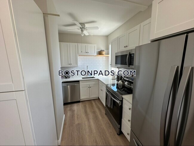 Building Photo - 39 Hancock St