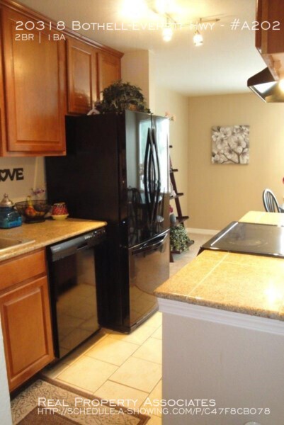 Building Photo - Condo in Bothell