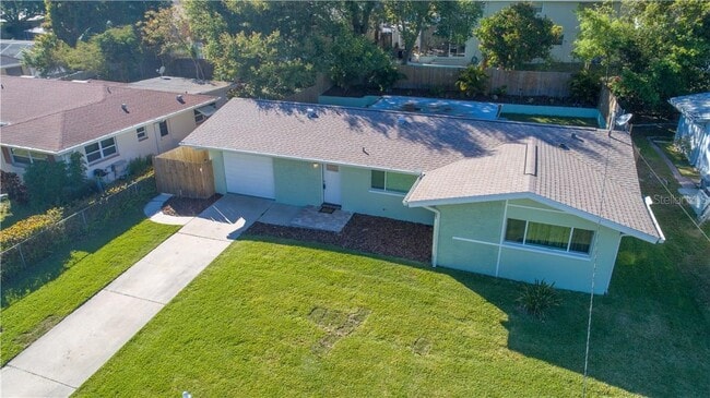 Building Photo - 1620 Brookside Blvd