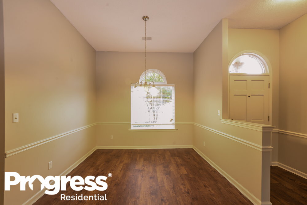 Foto del edificio - 8595 Bell Ridge Dr