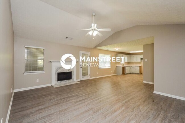 Building Photo - 3 Bedroom Pet-Friendly Home in Covington, ...