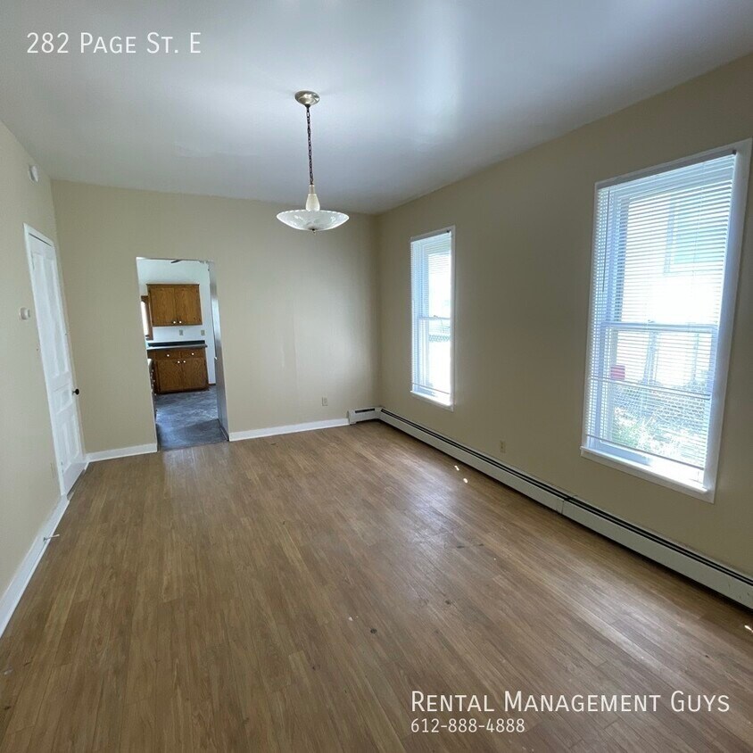 Primary Photo - 282 Page St E