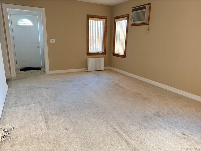 Foto del edificio - 142 Kamda Blvd