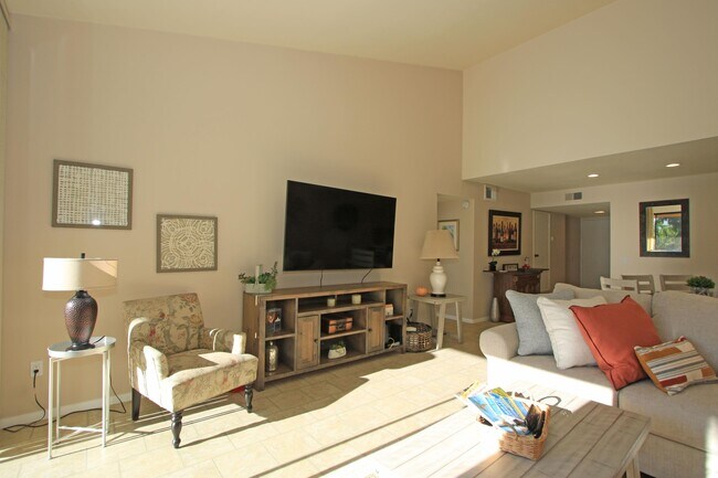 Building Photo - 3 La Cerra Cir