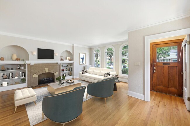 Foto del edificio - 4139 N Bartlett Ave