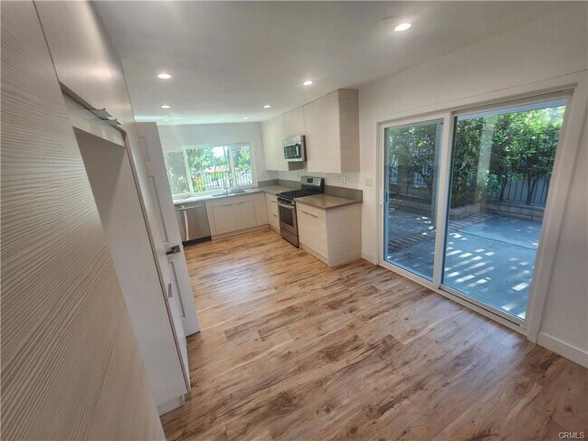 Foto del edificio - 12458 Bradford Pl