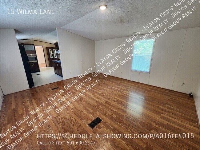 Building Photo - 15 Wilma Ln