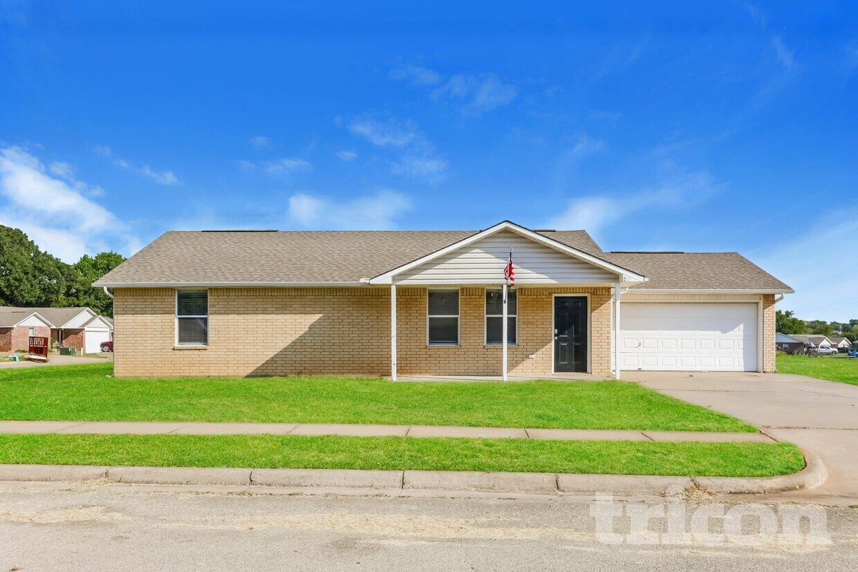 Foto principal - 215 Bobbie Ann Ct