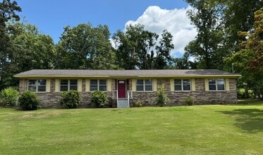 Building Photo - 117 Kenwood Cir