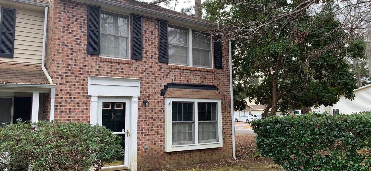 1100 Reserve Way, Summerville, SC 29485 Townhome Rentals in Summerville SC