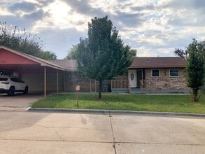 Building Photo - 501 NW 61st St