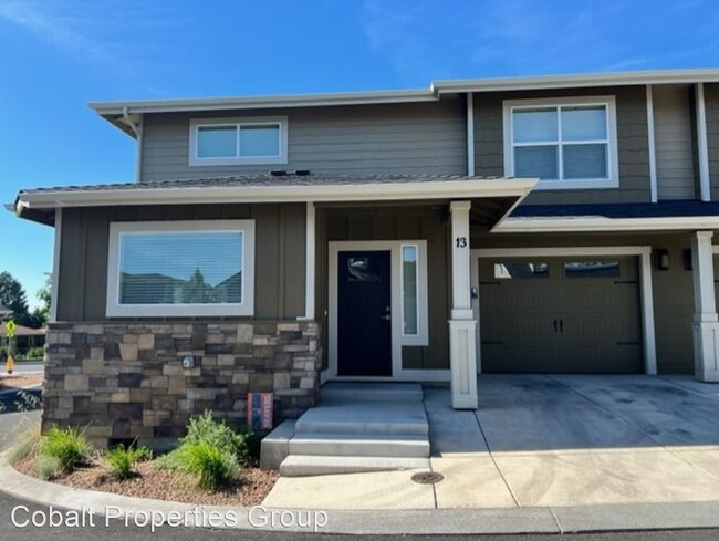 Building Photo - 3 br, 2.5 bath House - 2755 SW Greens Blvd...
