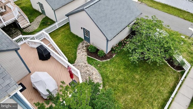 Foto del edificio - 20400 Charter Oak Dr