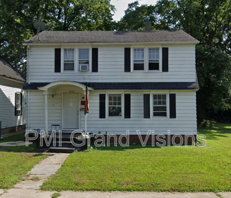 Foto principal - 1845 E N St