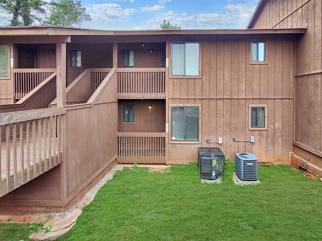 Building Photo - 3272 Blazing Pine Knoll