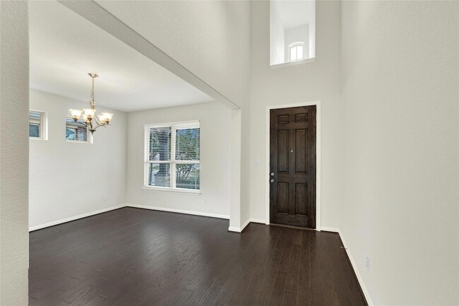 Foto del edificio - 908 Leadtree Loop