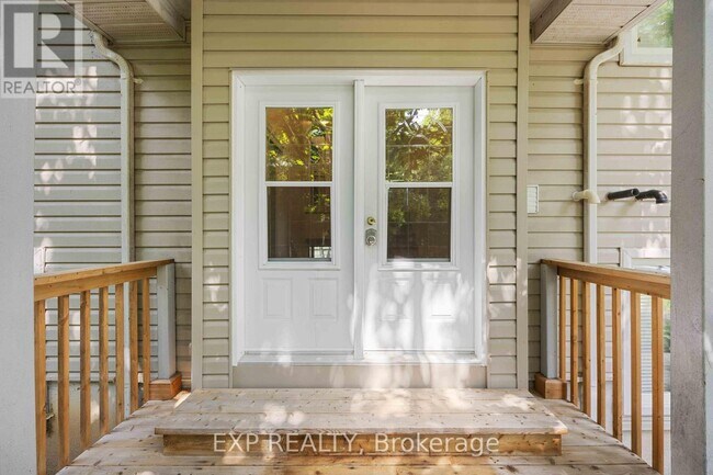 Building Photo - 568 Mallard Cir