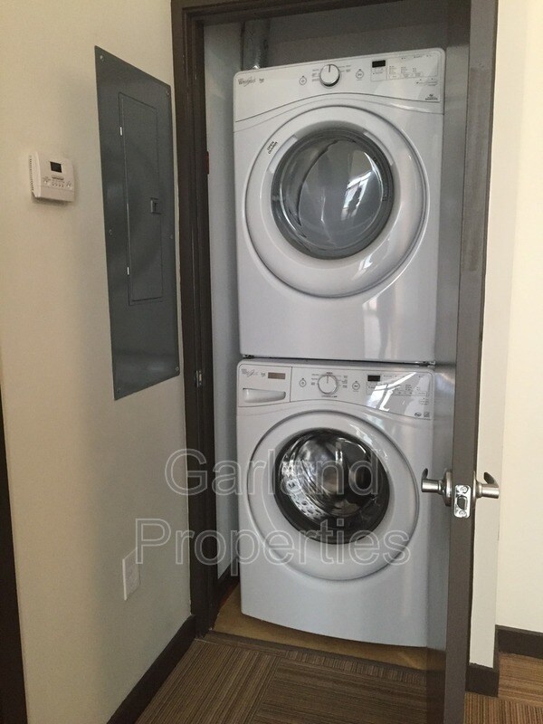 Foto del edificio - 110 Campbell Ave SW
