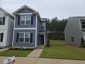 Building Photo - 8525 Beckett Chase Wy