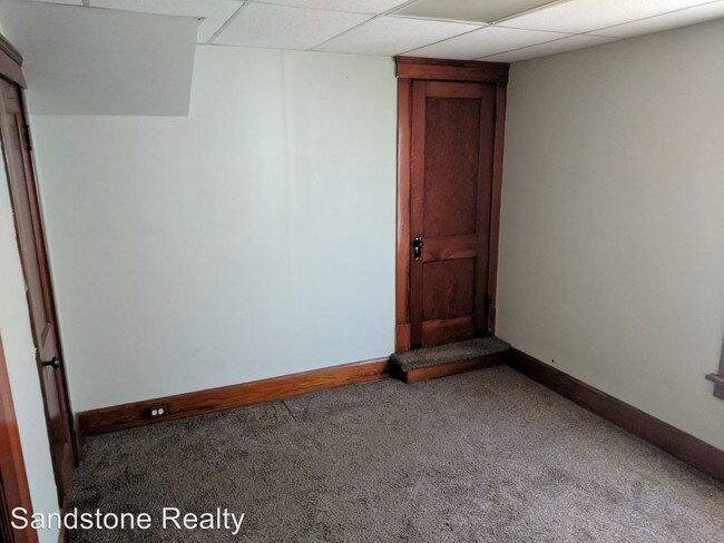 Building Photo - 114 Bellfield Ave