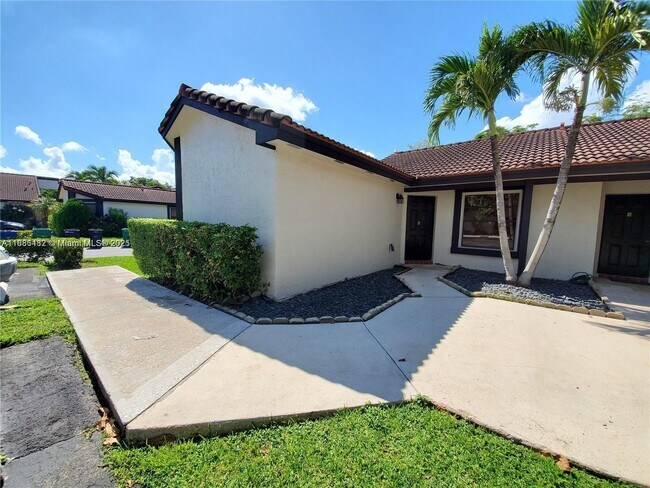 Foto del edificio - 14965 SW 49th Ln