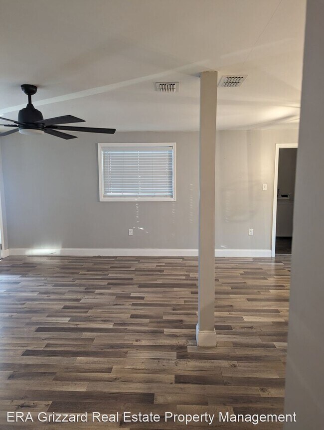 Building Photo - 2 br, 1 bath House - 1412 Pembrooke