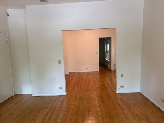 Foto del edificio - 1462 Wilmette Ave