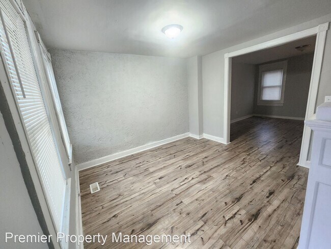 Building Photo - 2 br, 1 bath House - 36 N. Abington Avenue