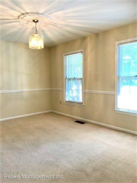Building Photo - 4 br, 3.5 bath House - 1740 Chain Bridge Road