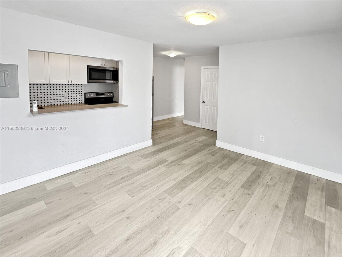 Primary Photo - 6647 SW 59th Pl
