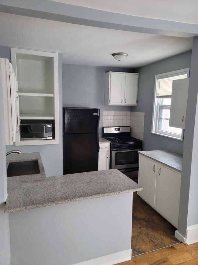 Foto del edificio - 1360 Selby Ave