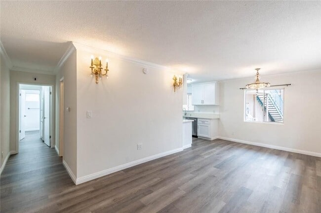 Building Photo - 6520 Shirley Ave