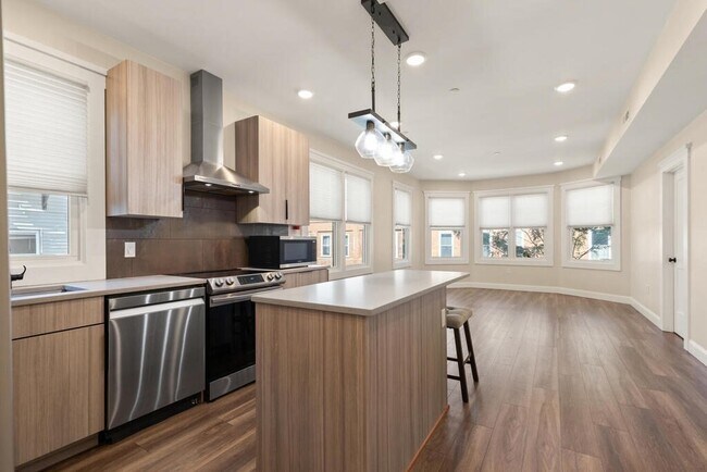 Foto del edificio - 701 E 2nd St