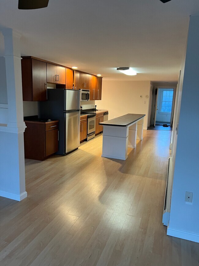 Foto del edificio - 320 Ridge Rd