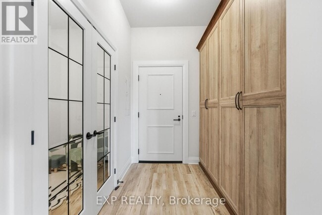 Building Photo - 258 Coleman St