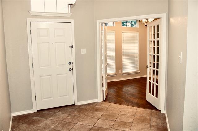 Building Photo - 10240 Los Barros Trail