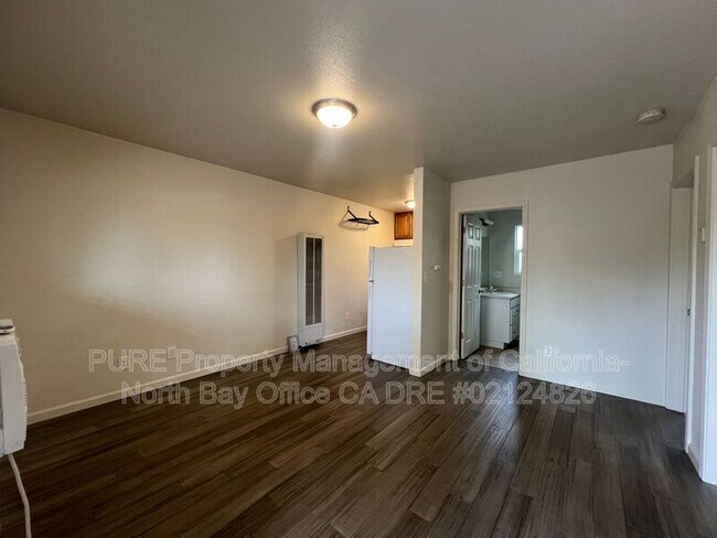 Foto del edificio - 3251 N State St