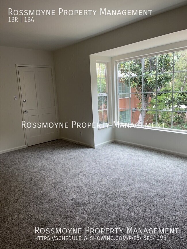 Foto del edificio - 1722 Laurel Canyon Blvd
