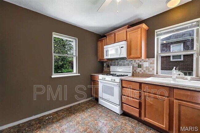 Foto del edificio - 5212 Fletcher St