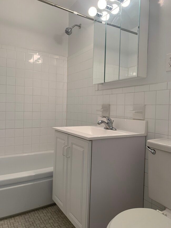 Bathroom 2 of 2 Bedroom 2 Bath - Lord Essex Apartments