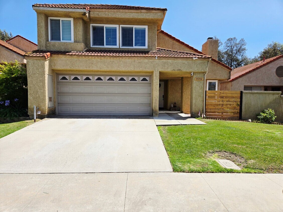 Foto principal - Moorpark College 3+3 single family home!