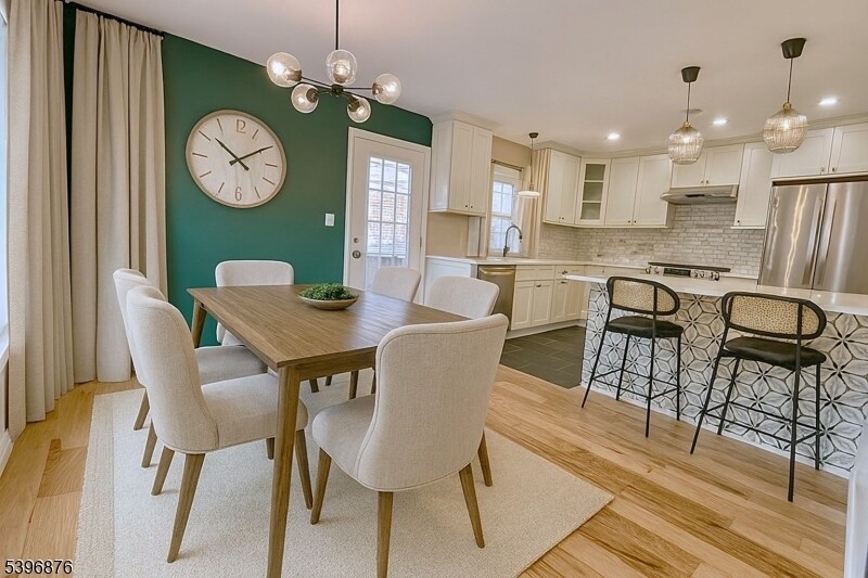 Foto principal - 22 Vaughan Dr