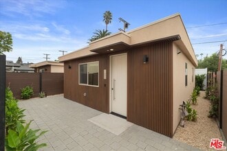 Building Photo - 5528 Sunnyslope Ave