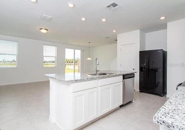 Foto del edificio - 2541 Red Spruce Wy