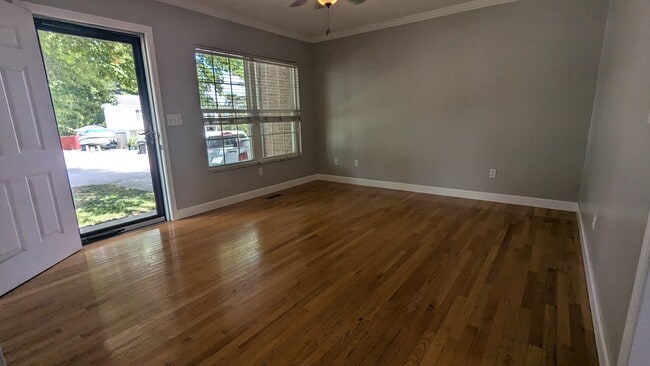 Living Room - 127 Hampton Ln