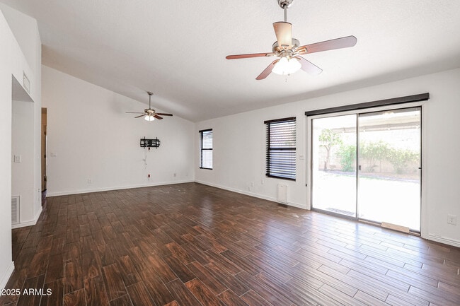 Foto del edificio - 7391 W Kristal Way