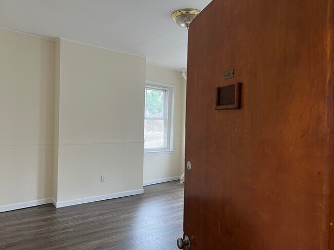 Foto del edificio - 211 Harrison Ave