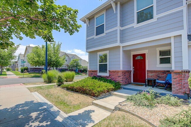Building Photo - Evolve Real Estate: Beautiful Corner Townhome Available for Move-in on July 21st!