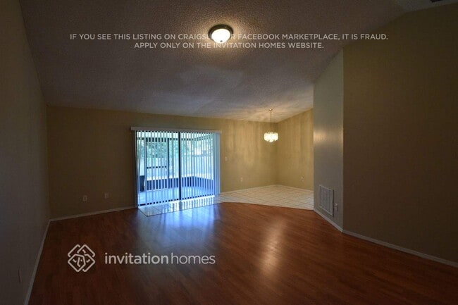 Foto del edificio - 1517 Kestrel Way