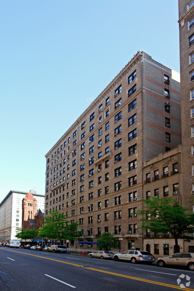 Building Photo - 151-161 W 86th St